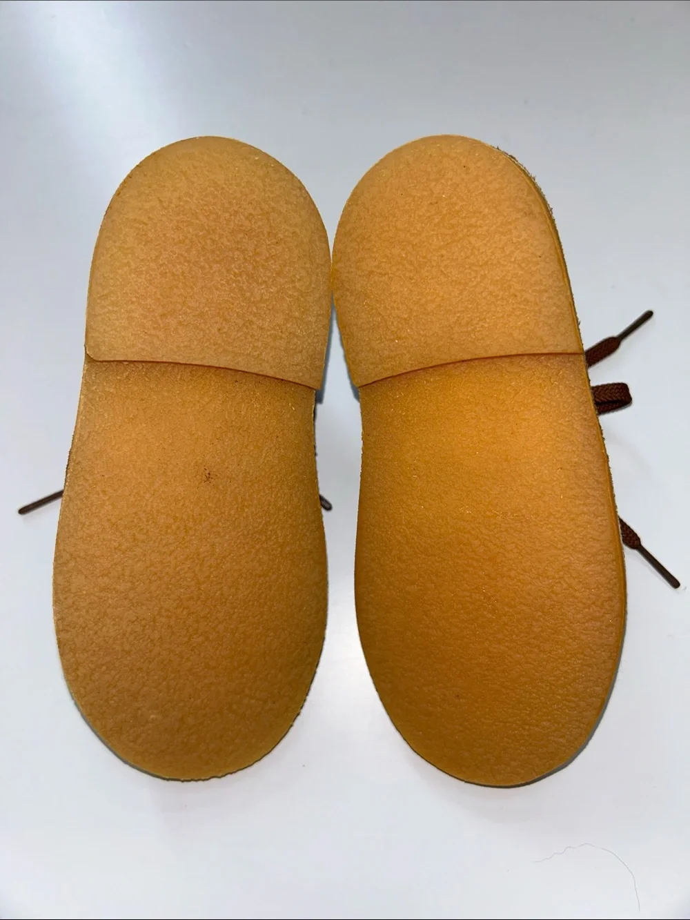 Clarks Desert Boot Kids Beeswax Little Kid Size US 10 W
